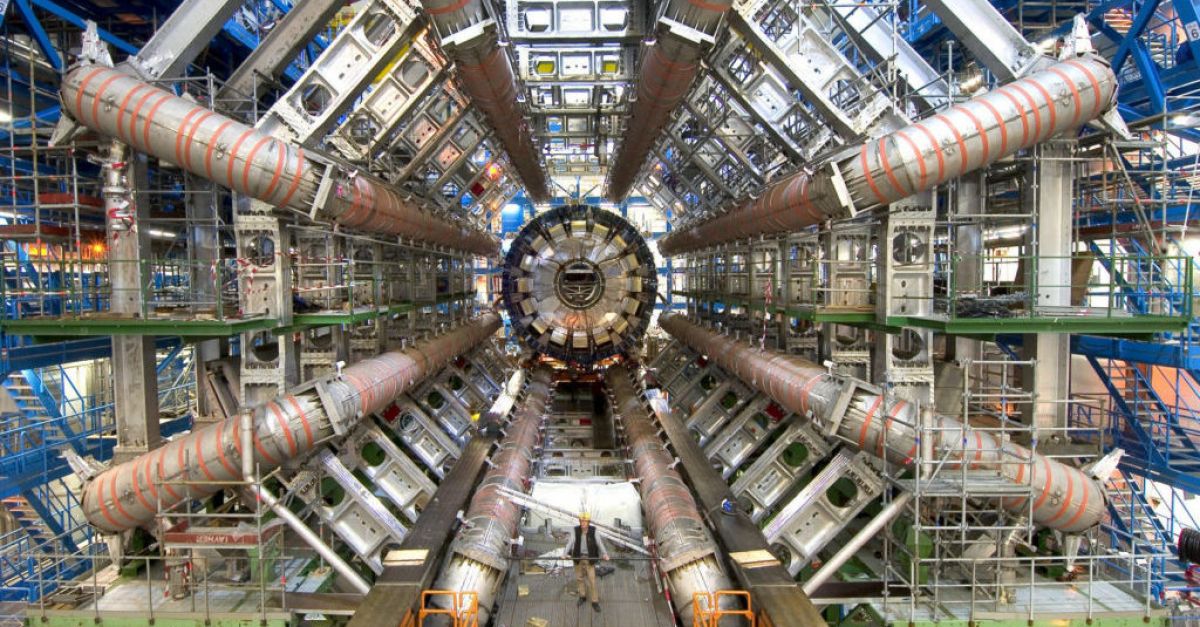 Обяснено: Какво представлява частицата Хигс бозон?
