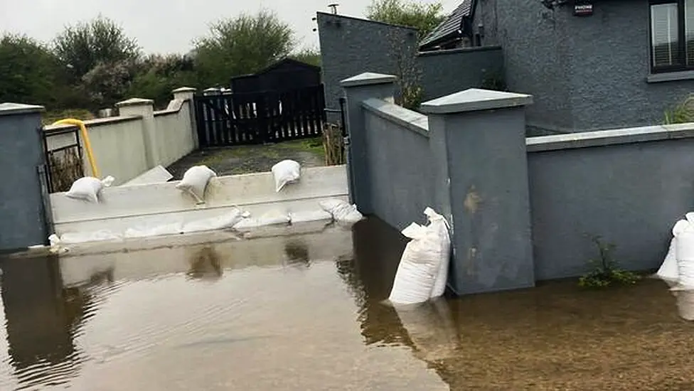 Families Forced To Evacuate Homes In Roscommon Due To Serious Flooding