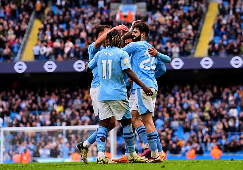 Five-Star Manchester City Blow Away Luton To Return To The Premier League Summit