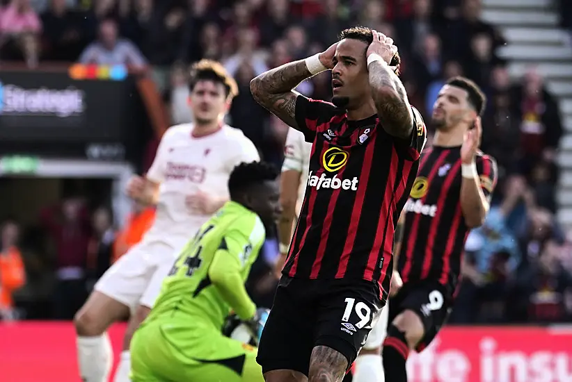 Bournemouth Denied Late Penalty By Var As Manchester United Escape With Draw