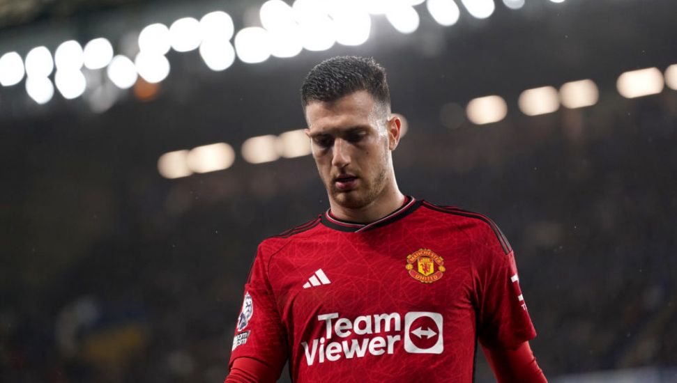 Diogo Dalot Admits Man Utd Players Must Accept Responsibility For Shortcomings