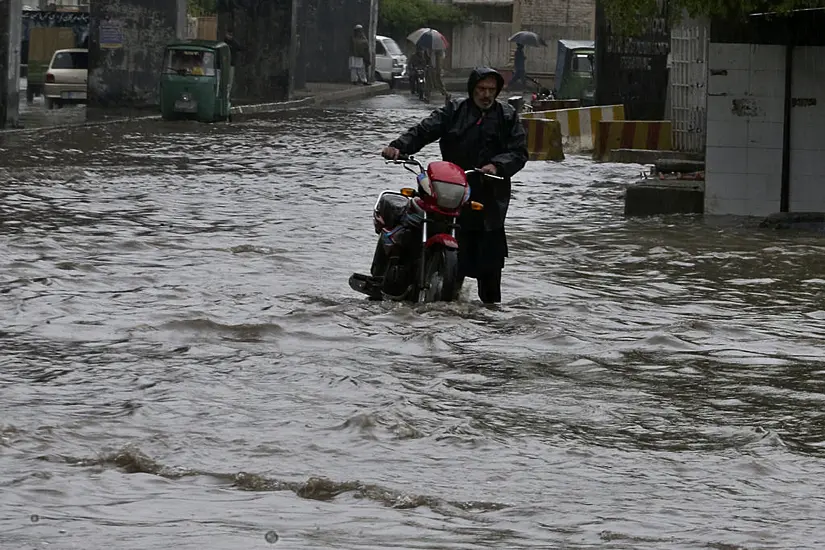 Lightning And Rains Kills Dozens People In Pakistan