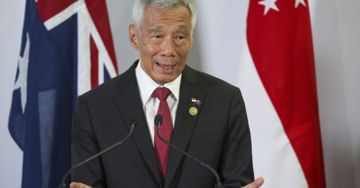 Премиерът на Сингапур Лий Хсиен Лонг ще се оттегли от