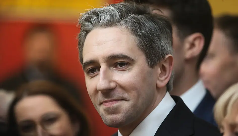 Poll Boost For Fine Gael After Simon Harris Takes Over As Taoiseach