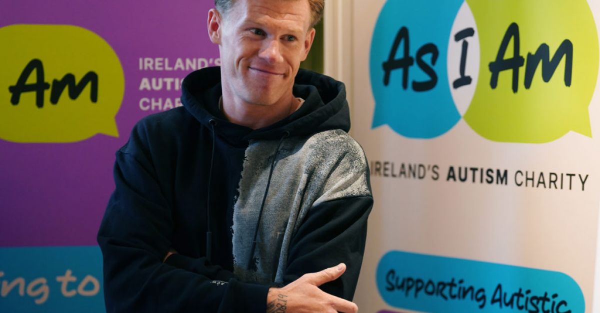 James McClean marks World Autism Month by meeting young fans | BreakingNews.ie