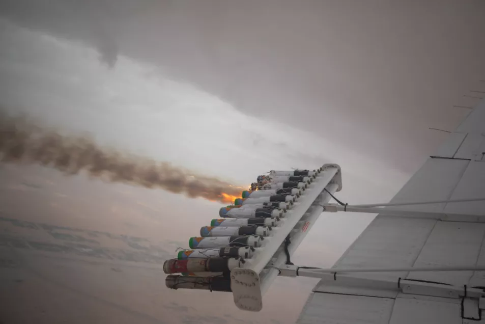 Integração com os pilotos de semeadura de nuvens que alteram o clima dos Emirados Árabes Unidos