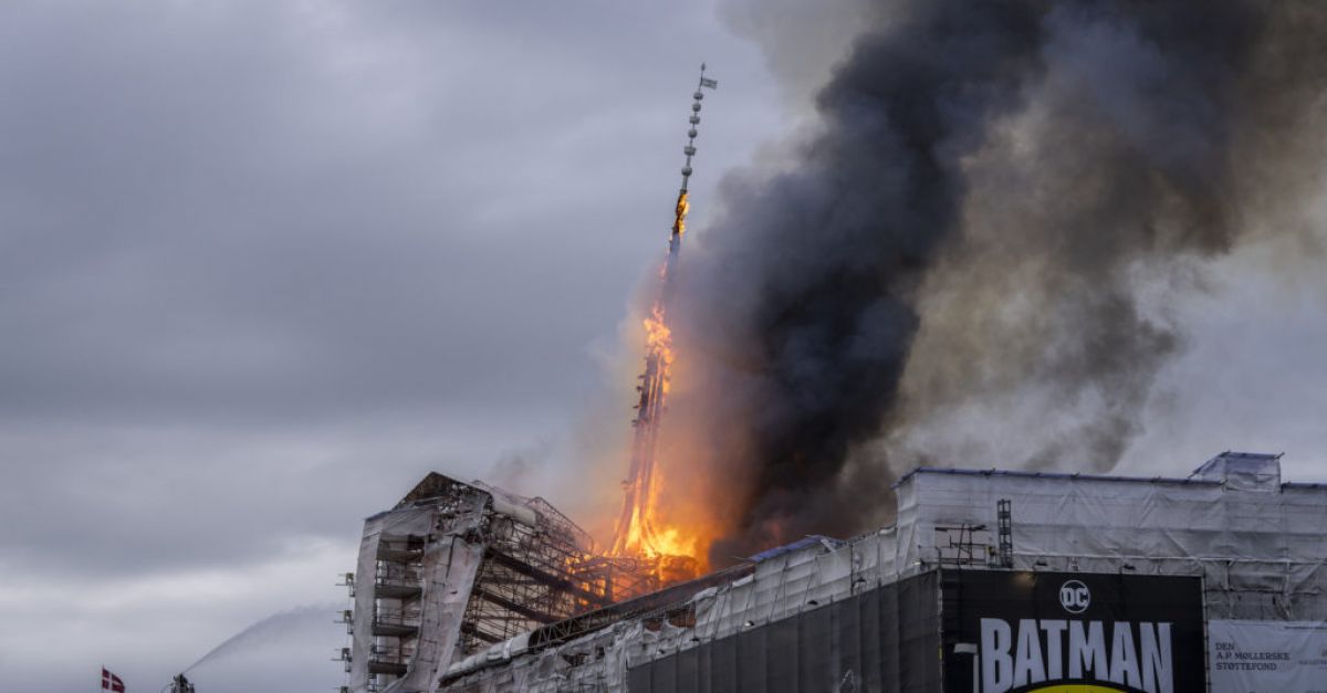 Кметовете на Копенхаген и Париж обсъждат поуките, научени след като пожарите разрушиха забележителности