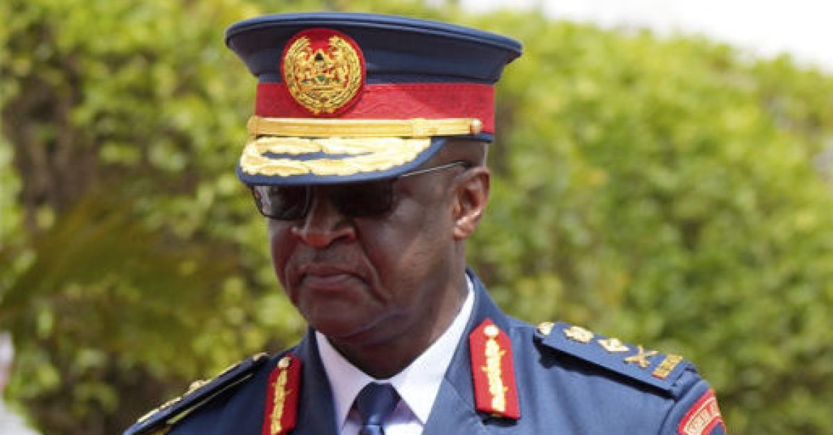 Военният началник на Кения загина при катастрофа с хеликоптер