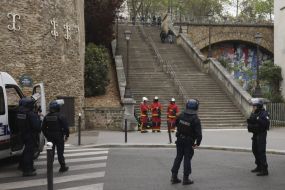 Man Detained After Police Operation At Iranian Consulate In Paris