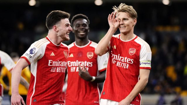 Arsenal Return To Top Of Premier League With Win At Wolves