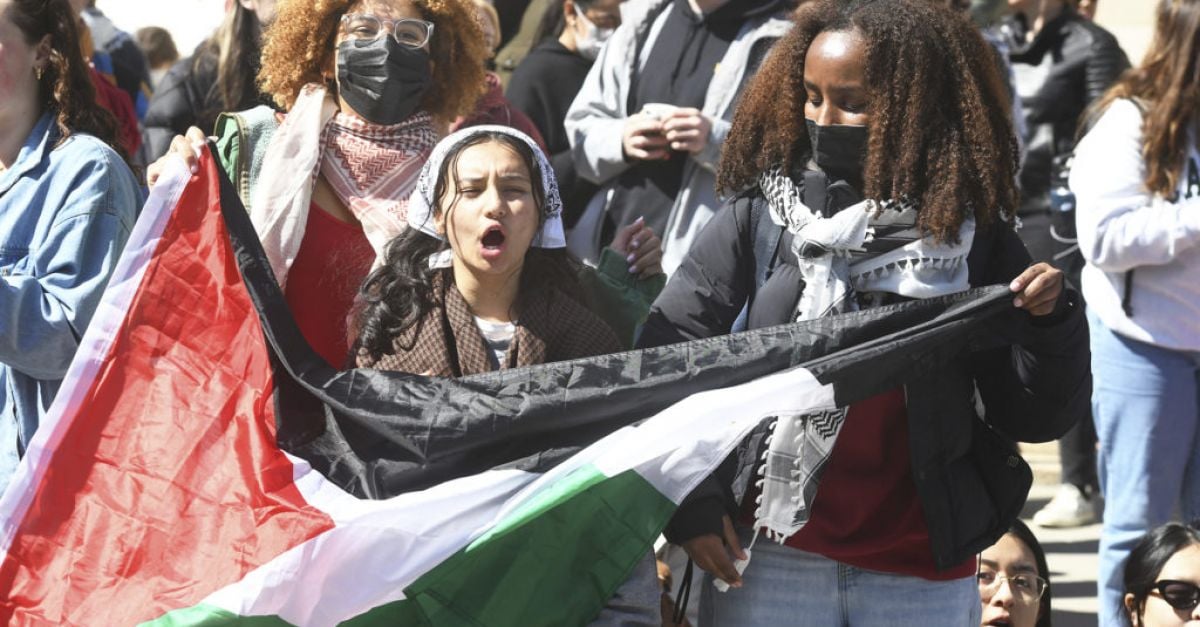 Про-палестински протести помитаха американски колежи след арести в Колумбия