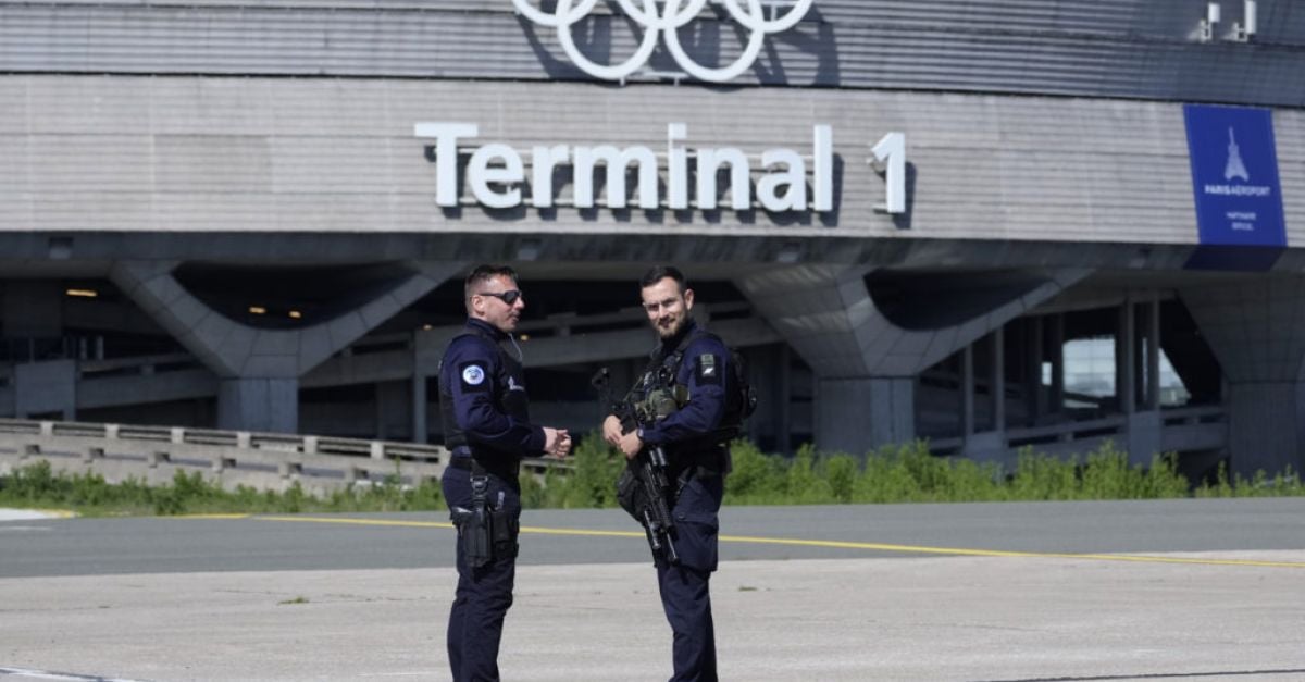 Париж ще бъде зона, забранена за полети, за да се защити неговата амбициозна церемония по откриването на Олимпийските игри