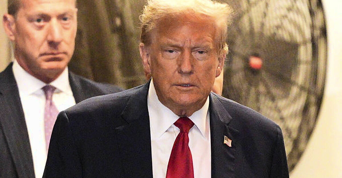 US Supreme Court justices in Trump case lean toward some level of immunity
