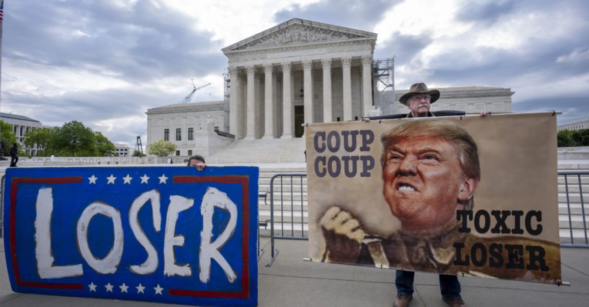 Започват спорове във Върховния съд на САЩ относно искането на Тръмп за имунитет от съдебно преследване