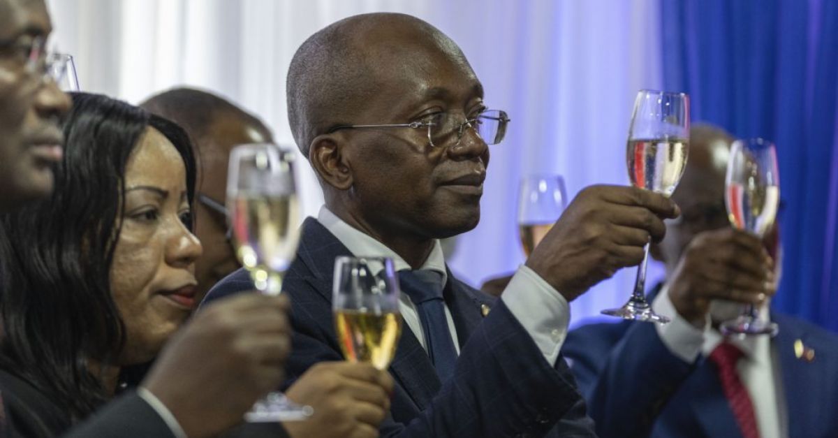 Хаити отвори нова политическа глава със създаването на преходен съвет,