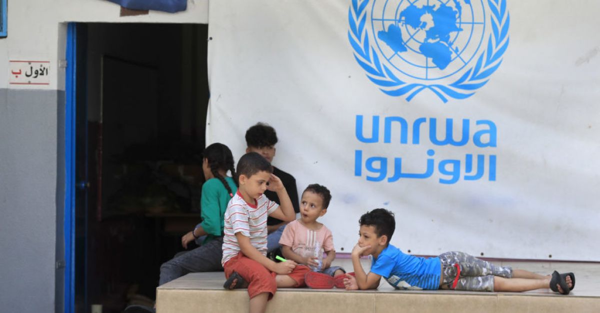 Разследващите на ООН разследват 14 хуманитарни служители на UNRWA, обвинени в Израел за атаката на Хамас