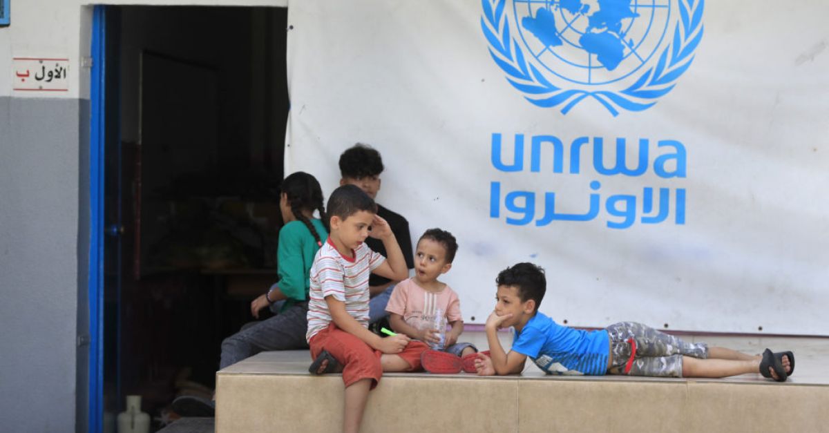Разследващите на ООН разследват 14 хуманитарни служители на UNRWA, обвинени в Израел за нападението на Хамас
