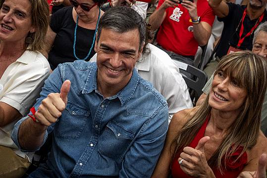 Spanish Prime Minister Pedro Sanchez Says He Will Continue In Office