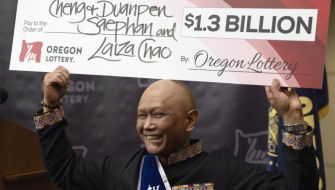 Winner Of Huge Powerball Jackpot In Us Is Immigrant From Laos Who Has Cancer
