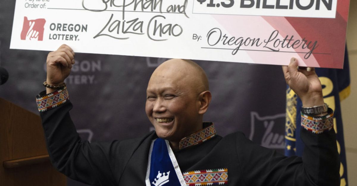 Победителят в огромния джакпот Powerball в САЩ е имигрант от Лаос, който има рак