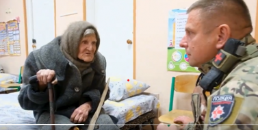 A 98-Year-Old Ukraine Woman Walks 10Km Under Shelling To Escape Russians