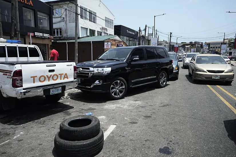 Nigerians Struggle With Fuel Shortages As Queues Form Across Major Cities