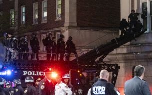 Police Clear Pro-Palestinian Protesters From Columbia University