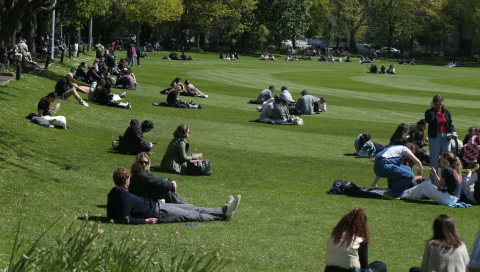 Warm Weather Set To Continue With Highs Of 23 Degrees