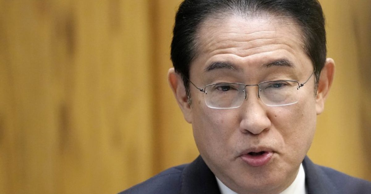 Японският министър председател Фумио Кишида представи международна рамка за регулиране и
