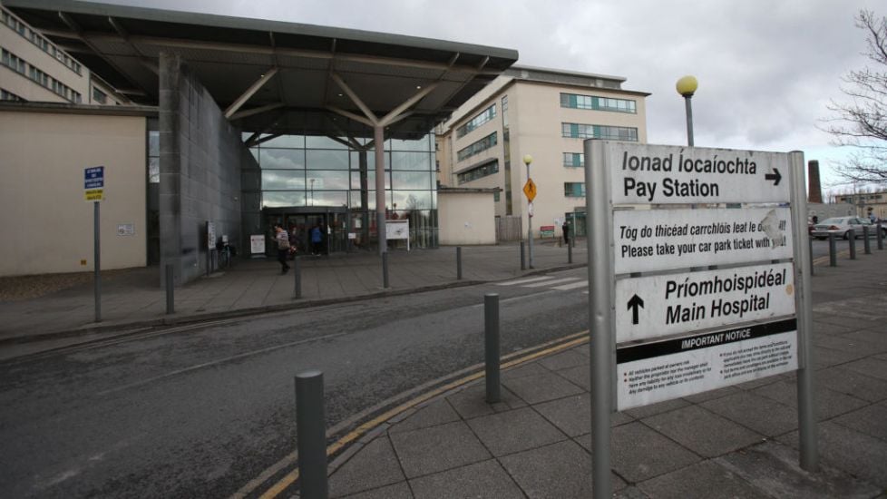 Dáil Told That Woman With Ectopic Pregnancy Felt Hospital Was ‘Like A Warzone’