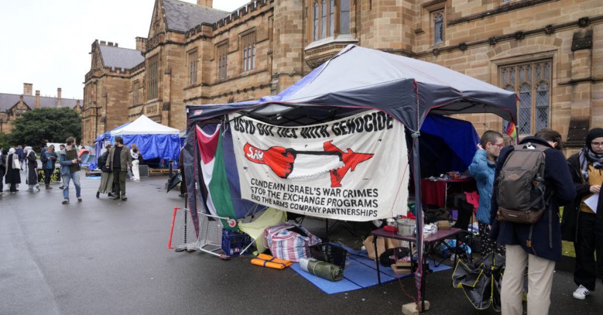 Пропалестинските протестиращи лагеруват в университетски кампуси в Австралия, като някои