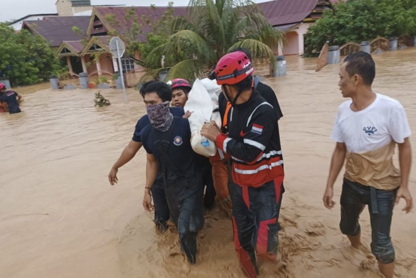 Flood And Landslide Hit Indonesia’s Sulawesi Island, Killing 14