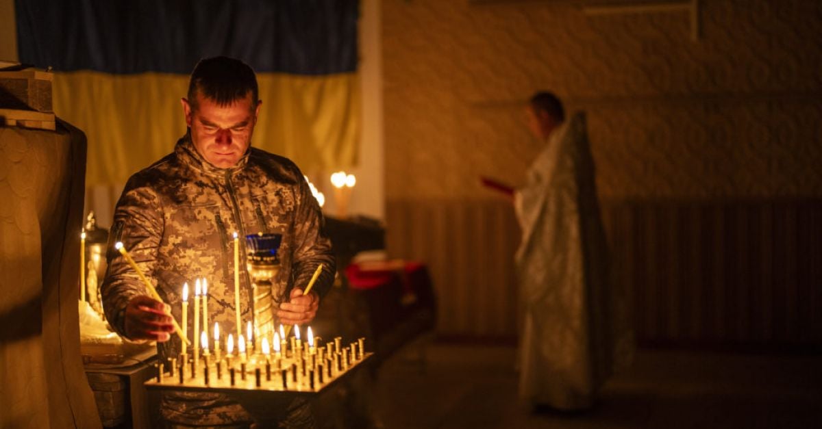 Докато Украйна отбеляза третия си Великден във война, Русия изстреля
