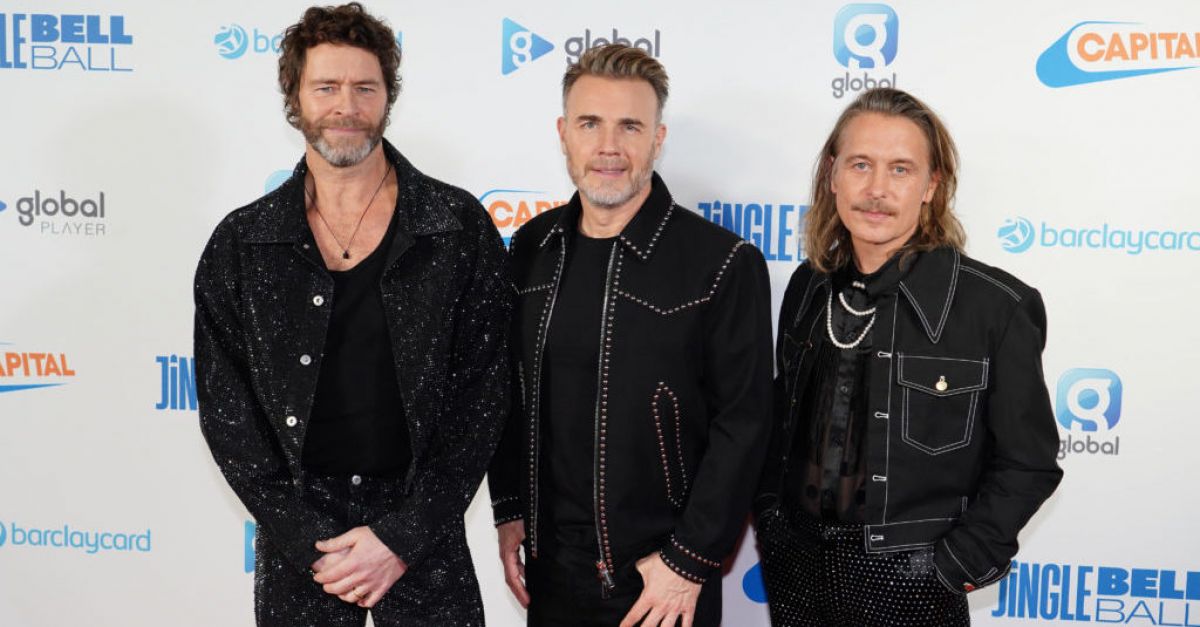 Феновете на Take That са „ядосани“, тъй като местата за концерти се преместват в арената