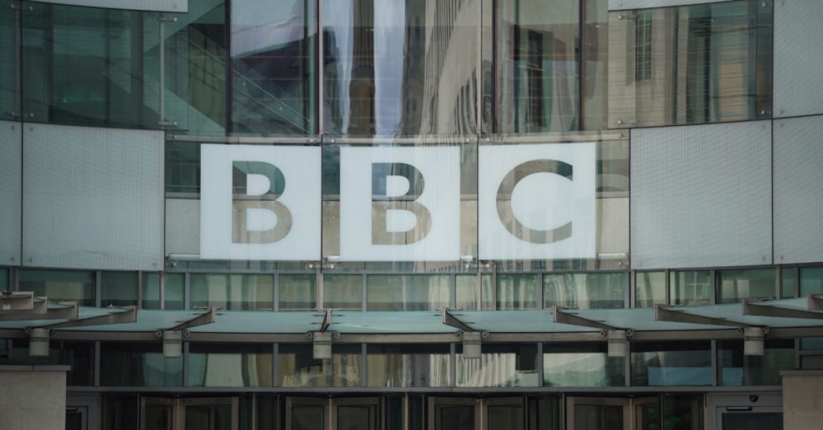 Независим преглед на отразяването на миграцията на BBC открива „рискове за безпристрастността“