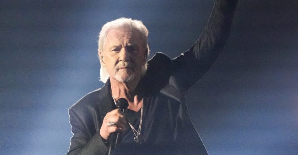 Джони Логан отдаде почит на другата си двукратна победителка в Евровизия Лорийн в Малмьо