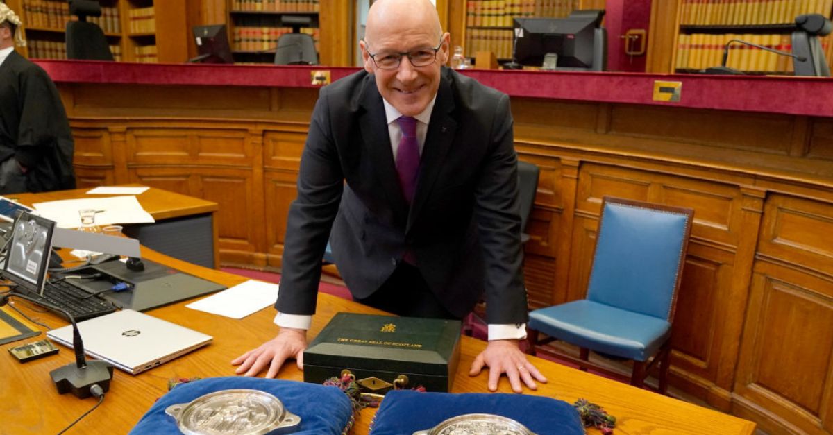 Джон Суини положи клетва като нов първи министър на Шотландия