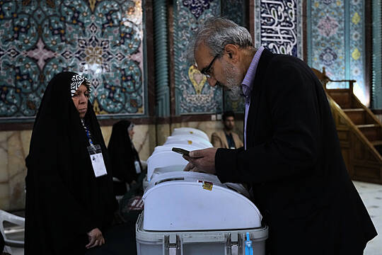 Parliamentary Election Runoff Puts Hard-Liners In Charge In Iran