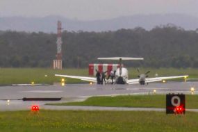 Plane Touches Down Safely Without Landing Gear