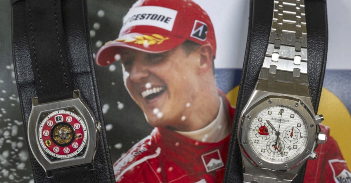 Осем часовника, собственост на Михаел Шумахер, бяха продадени за 4 милиона евро на търг в Женева