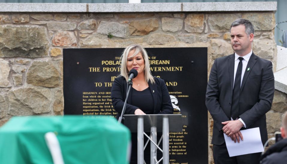 Minutes Show Foster Saying She ‘Can’t Stand’ With O’neill After Storey Funeral