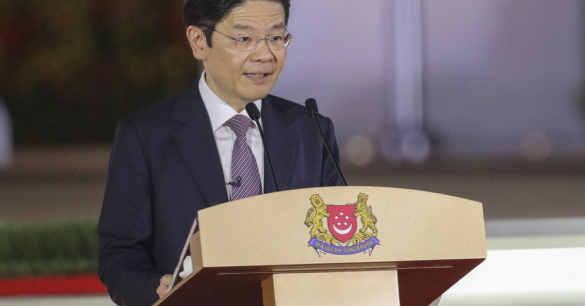 Новият министър-председател на Сингапур се зарича да „водим по нашия собствен път“, когато династията Лий свърши