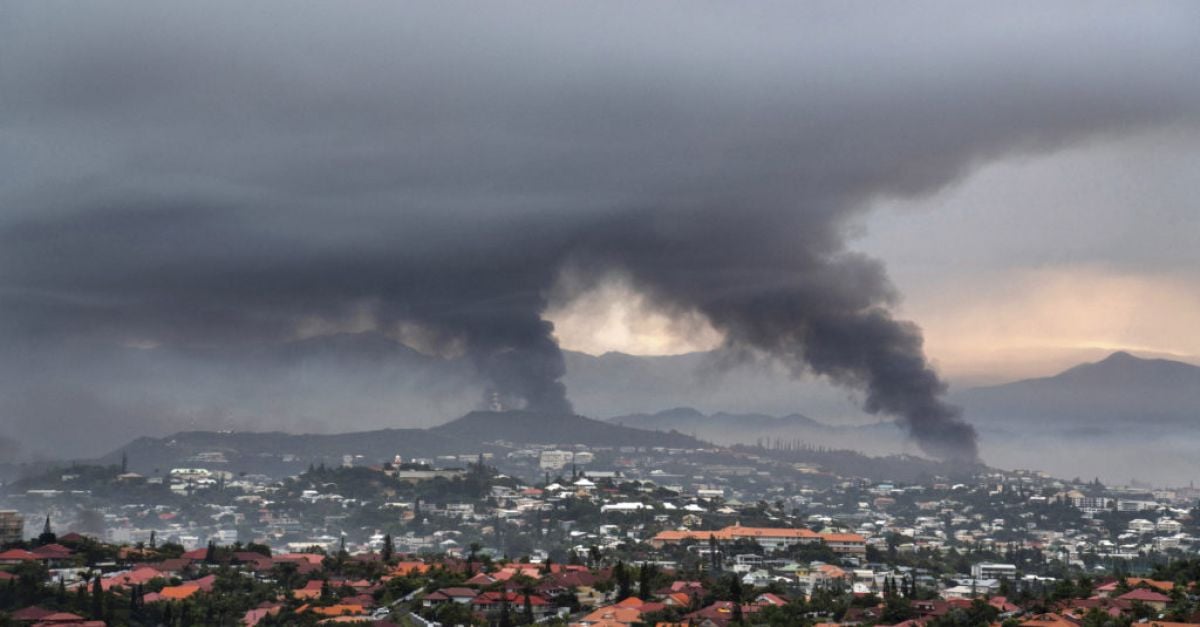 Австралия и Нова Зеландия ще евакуират граждани от размириците в Нова Каледония
