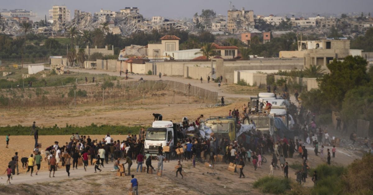 Първата помощ от американския кей в Газа е достигнала до гладуващи палестинци, казва ООН