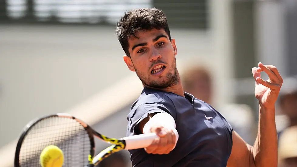 Carlos Alcaraz Banishes Injury Fears With Dominant Opening Win At Roland Garros