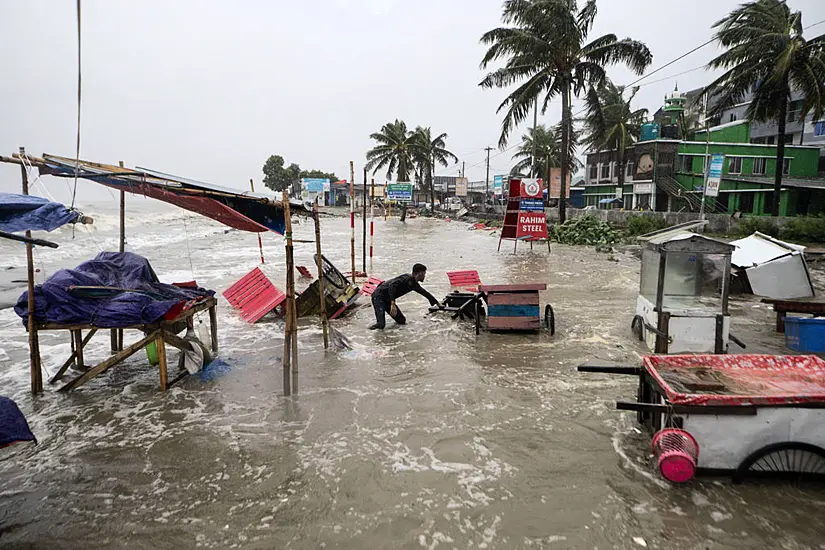 Bangladesh Evacuates Hundreds Of Thousands As A Severe Cyclone Approaches