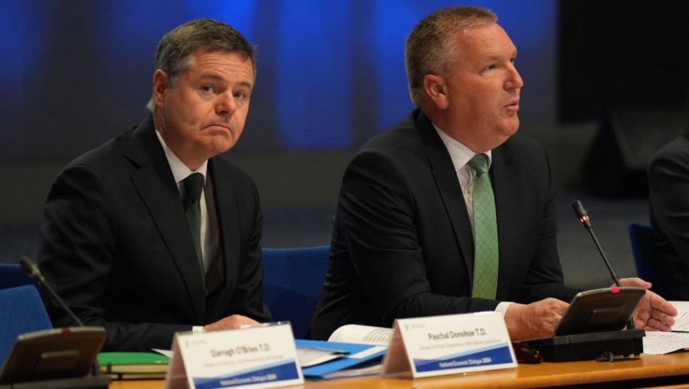 Donohoe Used Ai To ‘Double-Check’ Irish Debt Figures Ahead Of Speech
