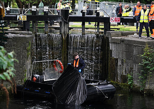 Tents Cleared From Grand Canal With Asylum Seekers Offered State Shelter