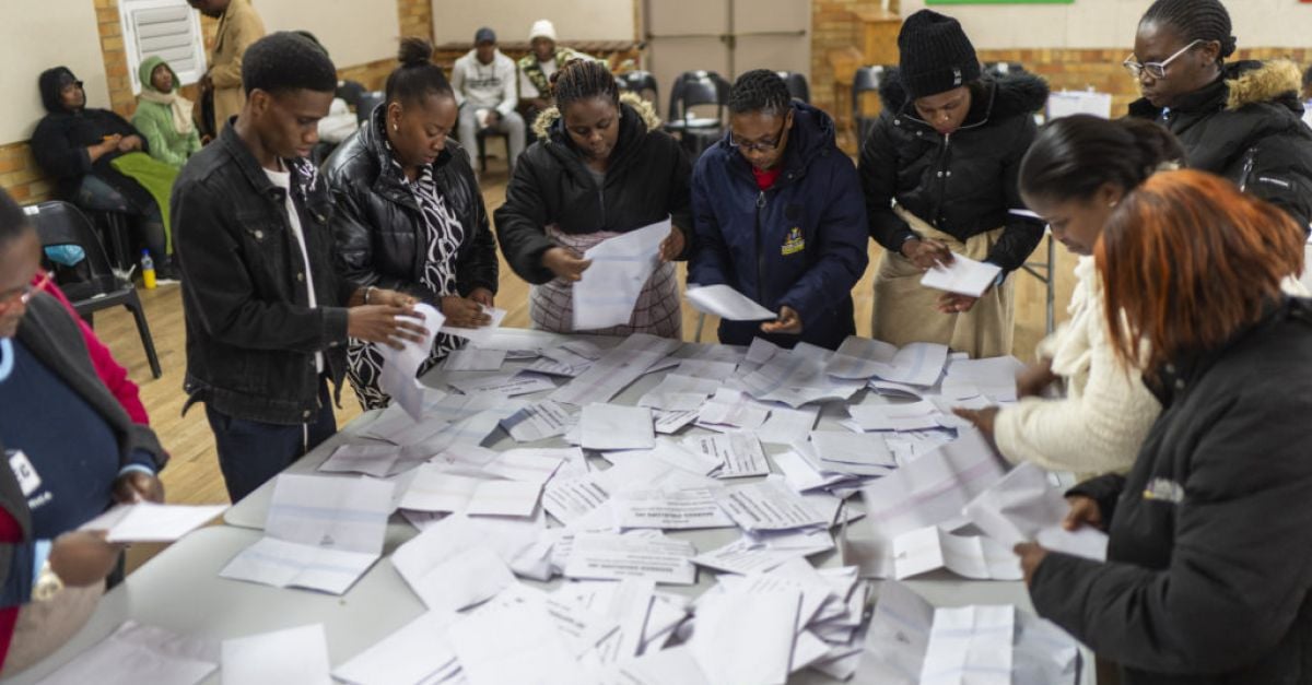 Предварителното преброяване на националните избори в Южна Африка постави отдавна