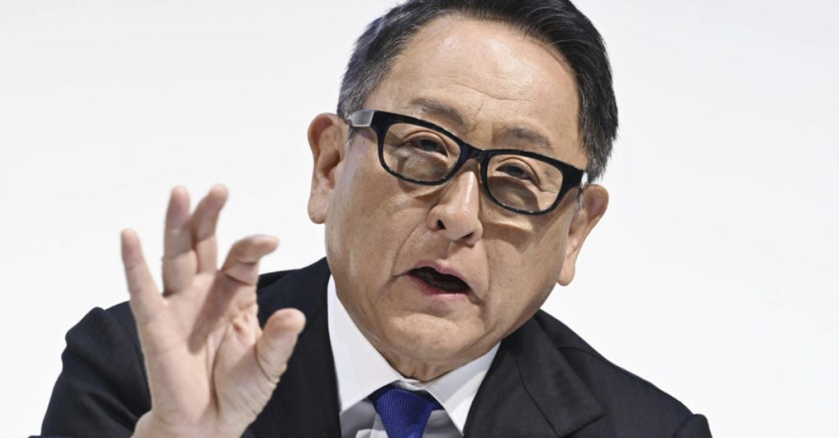 Председателят на Toyota се извини за измама при тестовете на превозни средства